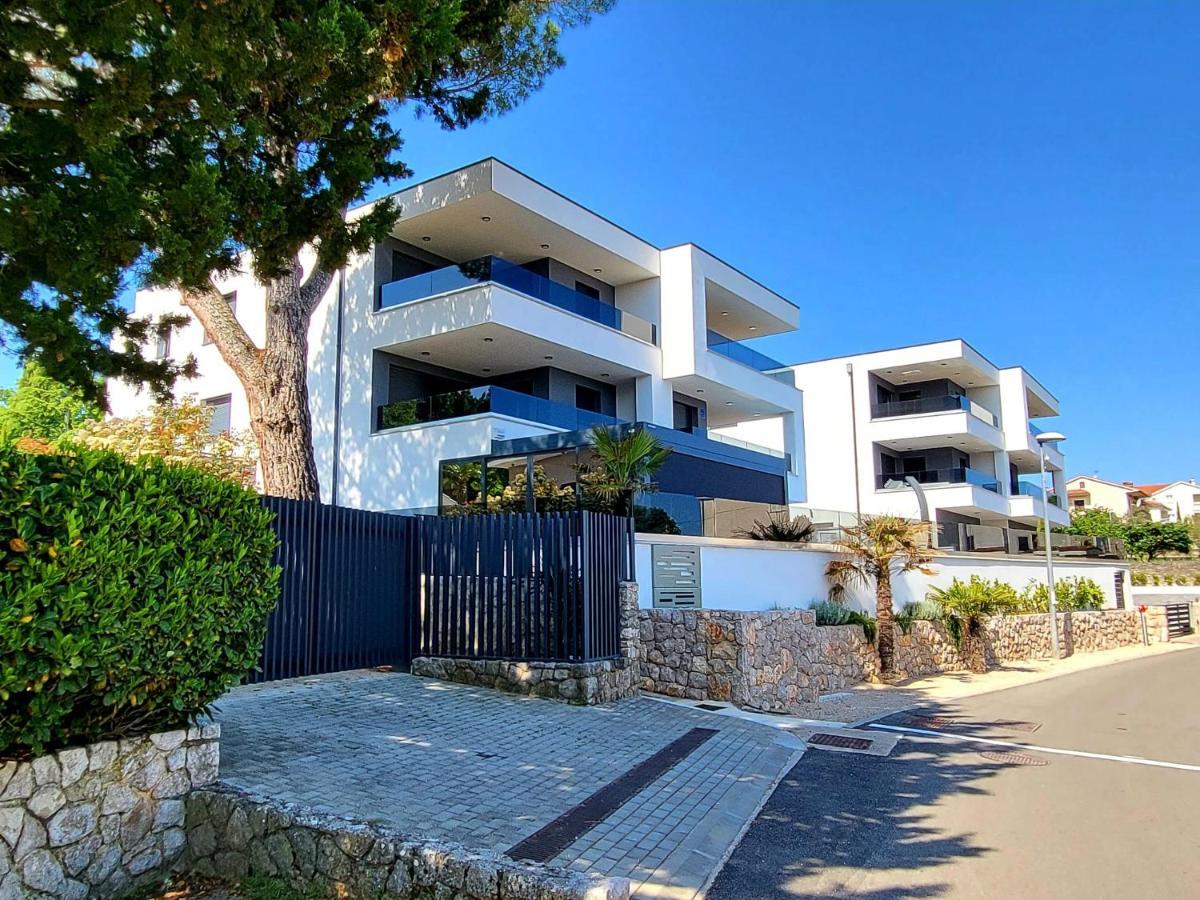Modern Apartments Elle Malinska Vantacici Zewnętrze zdjęcie