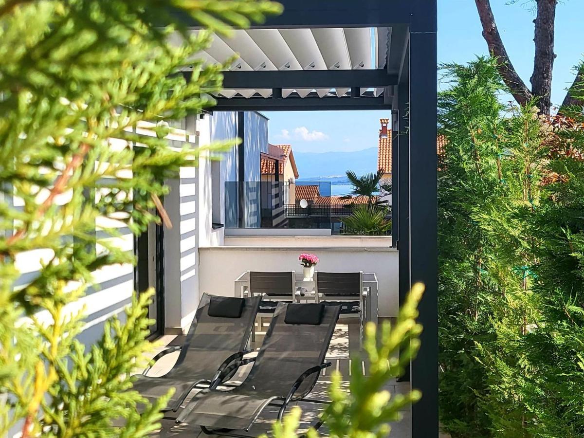 Modern Apartments Elle Malinska Vantacici Zewnętrze zdjęcie